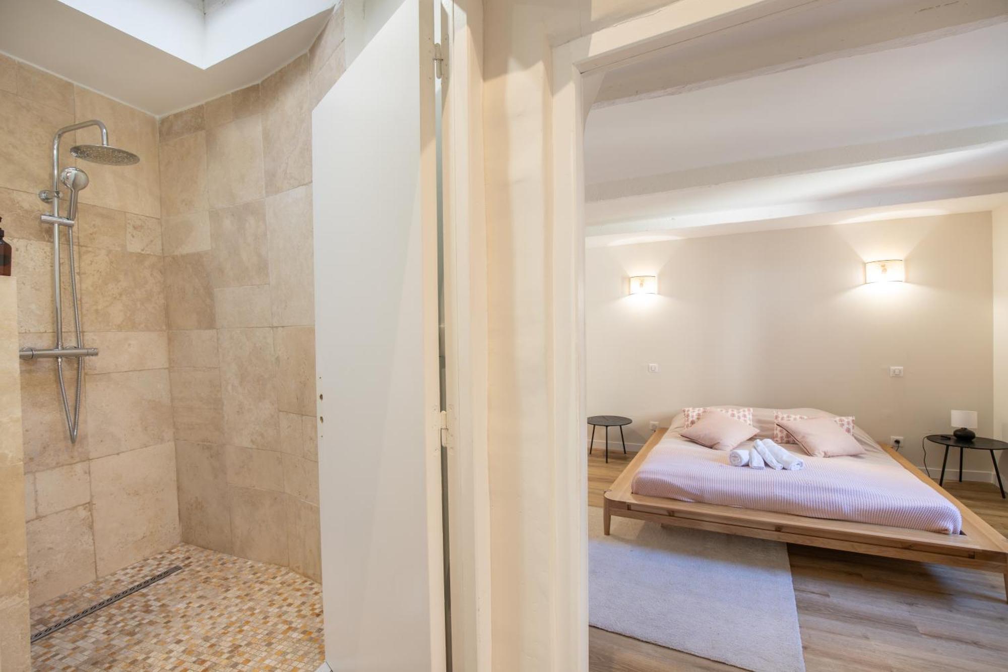 L'Antiquaire - 3 Chambres - Hypercentre - Wifi ลีล-ซูร์-ลา-ซอร์ก ภายนอก รูปภาพ